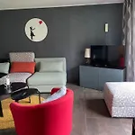 Max *